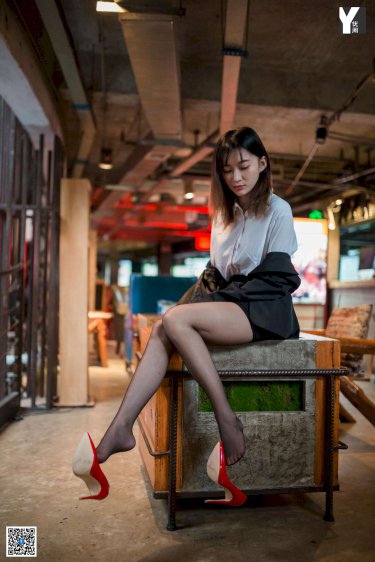 让我的指尖扰乱你的心弦